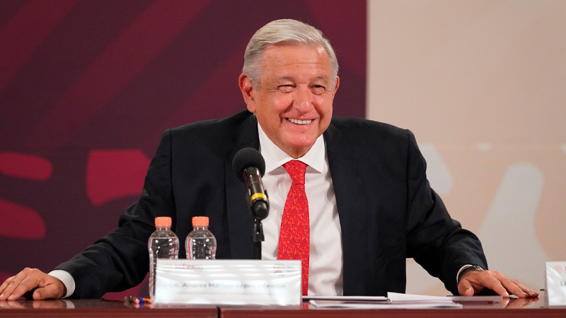 López Obrador ya cobra la Pensión para Adultos Mayores