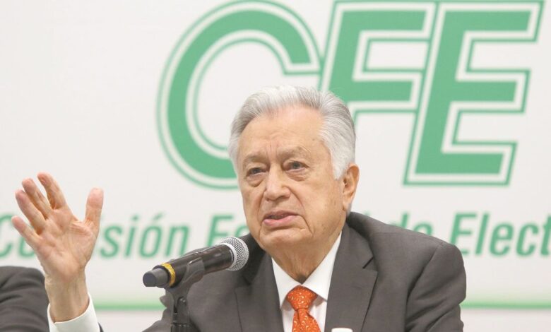 CFE no nació como empresa para ganar dinero: Bartlett