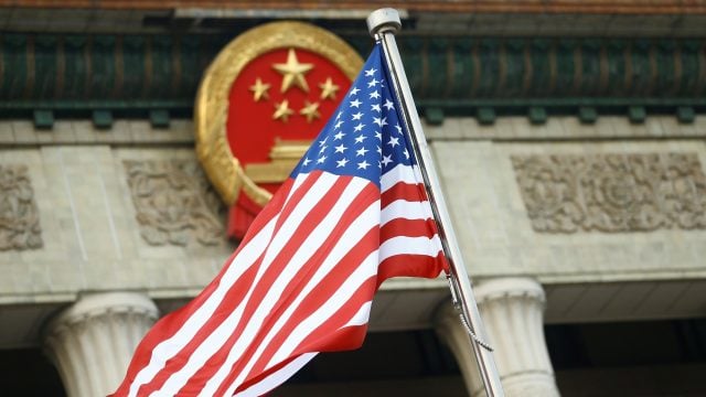 EU endurece controles de exportación de artículos de energía nuclear a China