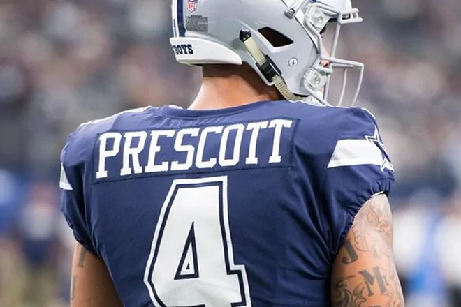 Mike McCarthy saca la cara por Dak Prescott y elogia su “dureza mental”