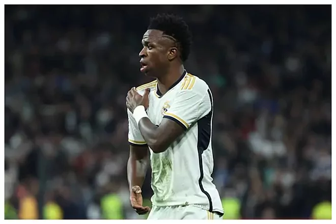 Vinicius no entiende la polémica: “¡Golazo! Así lo hacía siempre en la playa de Copacabana”