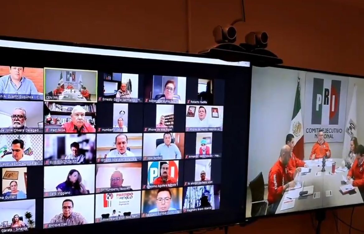Reconoce la importancia de la coordinación con los Comités Directivos Estatales, por lo que sostuvo una reunión de trabajo clave.