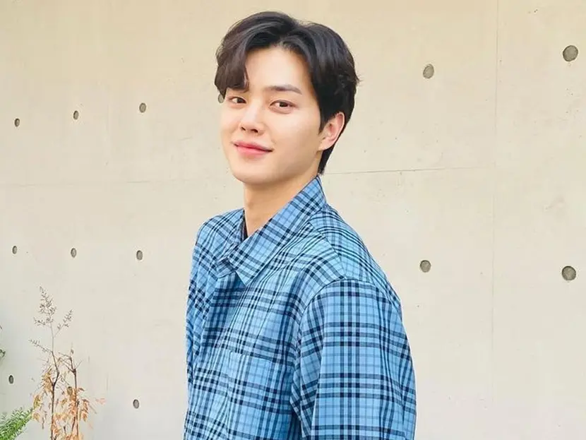 Song Kang de “Mi adorable demonio” inicia su servicio militar y se despide de sus fans con emotiva carta