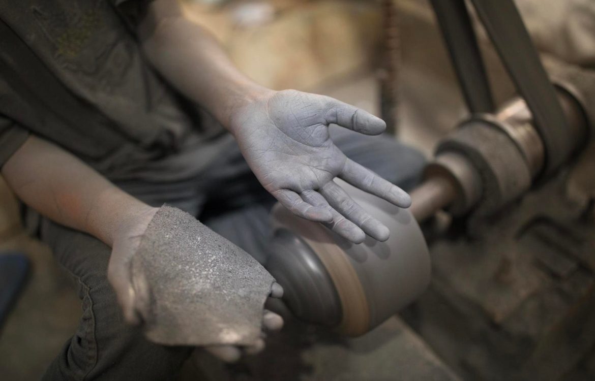 Organizaciones exigen dignificar a las infancias trabajadoras en México