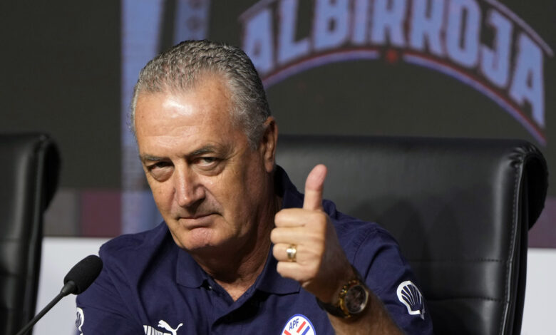 Argentino Gustavo Alfaro es presentado como nuevo seleccionador de Paraguay